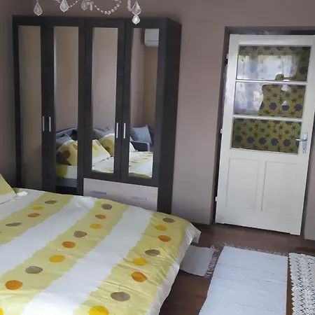 Case de vacanță Abacsko Haz *