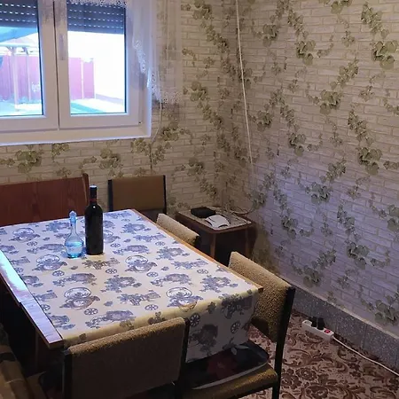 Abacsko Haz
