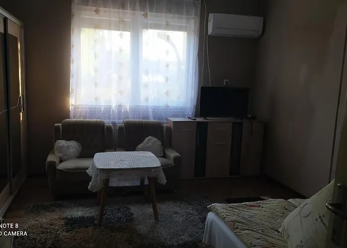 בית נופש Abacsko Haz Abádszalók