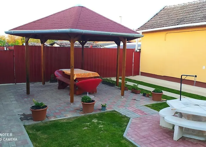 בית נופש Abacsko Haz Abádszalók